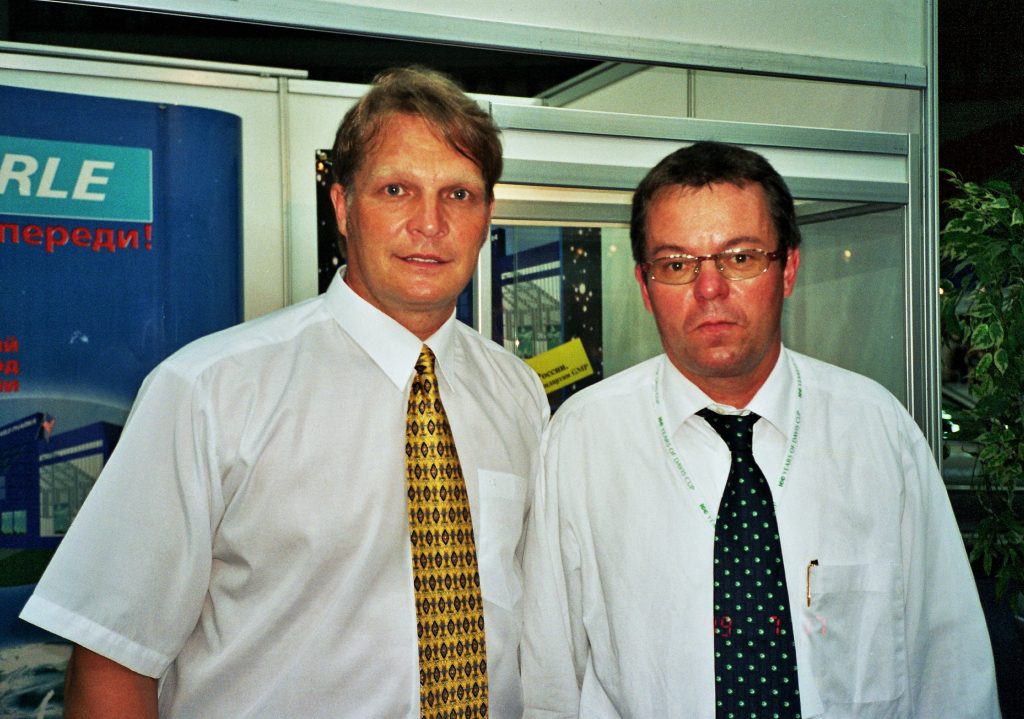 Пайк Норберт (Германия) и Минкевич Анатолий (Россия) в составе судейского корпуса Кубка Дэвиса Россия-Словакия 1999