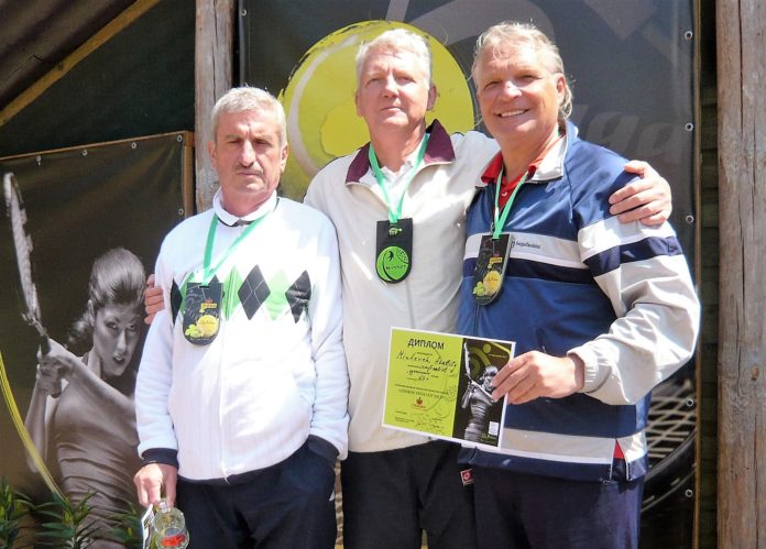 Минкевич Анатолий бронзовый призёр Международного теннисного турнира ITF 3th Lidskoe Pivo Cup в одиночном разряде MS60 г. Лида, Беларусь 31.05-03.06.2012 год