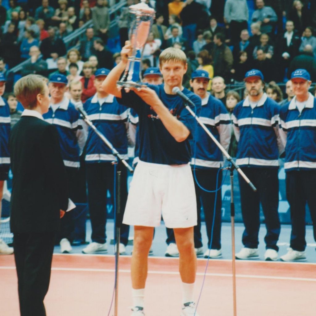 Кафельников Евгений (Россия)-победитель международного теннисного турнира ATP-Tour "Кубок Кремля" (1998)