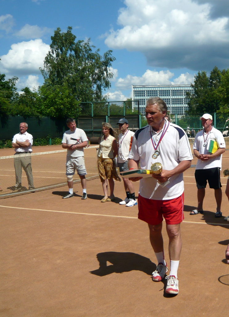 Минкевич Анатолий победитель Открытого первенства города Дубны по теннису в мужском парном разряде ММ55+ вместе с Юрием Шаманиным (Монино) 2008 год
